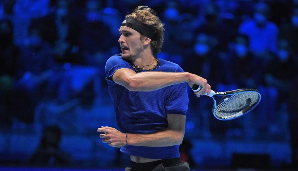 Tenis: Zverev borró a Novak y se metió en la final