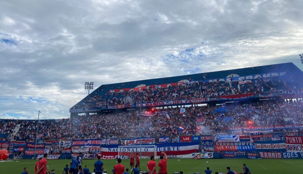 Nacional : Banderazo a la ilusión clásica