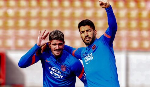 Fútbol de Europa : Suárez se enfrenta a su pasado