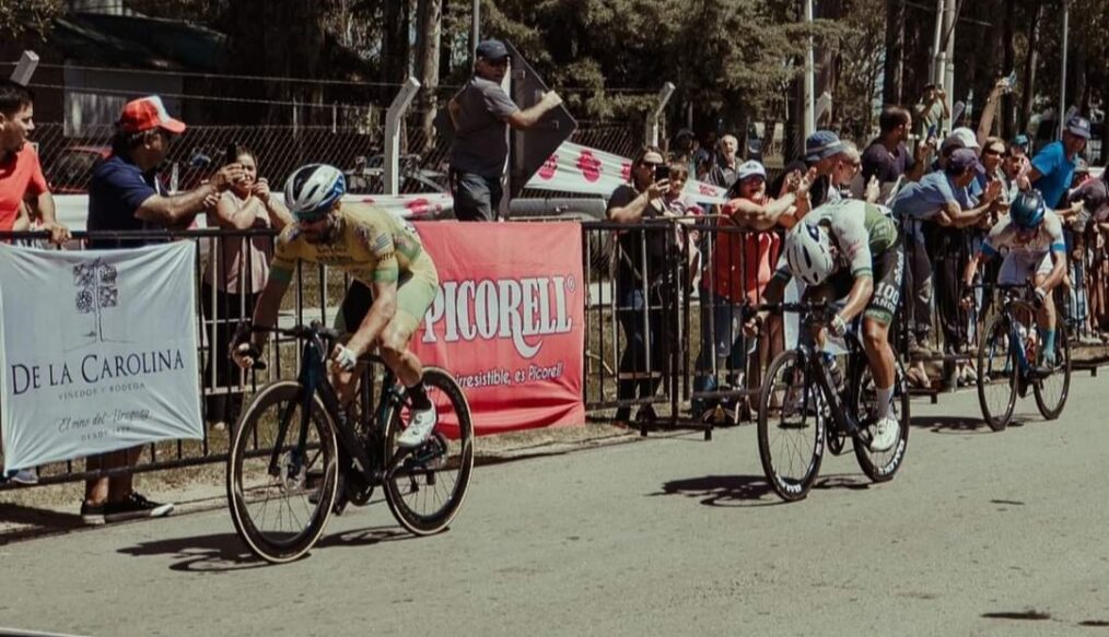 Rutas de América: Triunfazo de Anchieri en Melo.