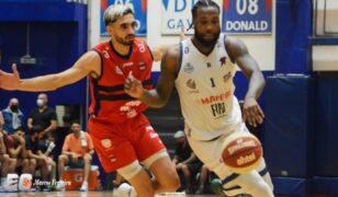 LUB: Triunfo de Bigua y de Trouville