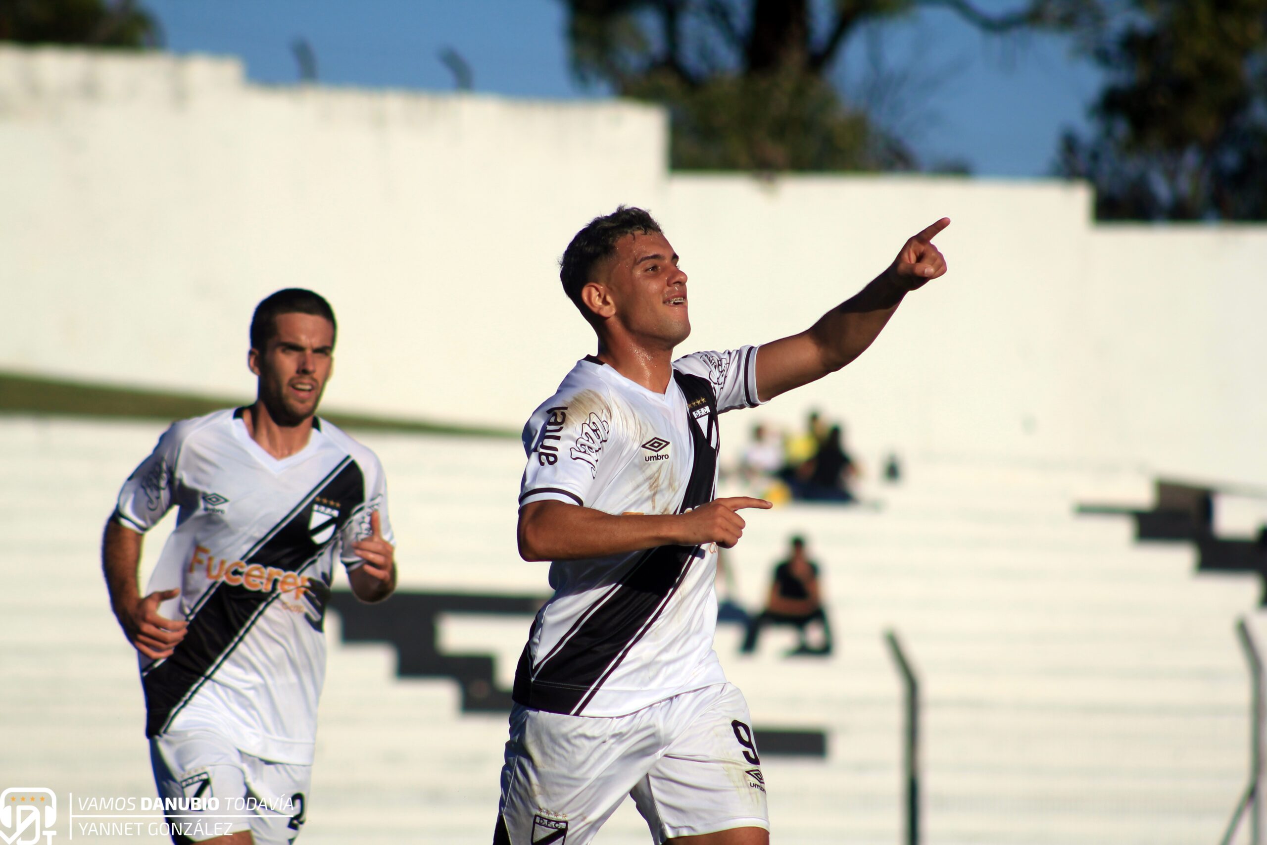 Último antecedente: Facundo Silvera festeja un gol en el triunfo 2-0 ante Cerro Largo.