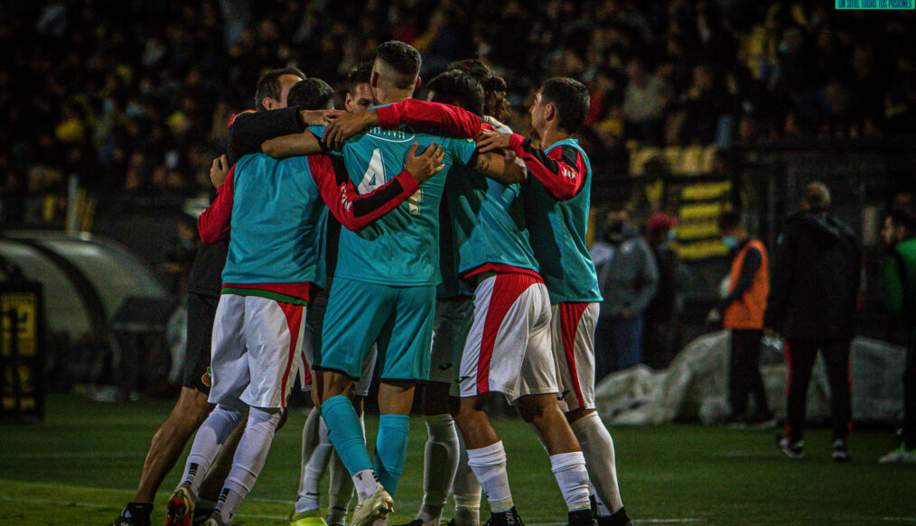 3 A 0 GANÓ EL DEPOR