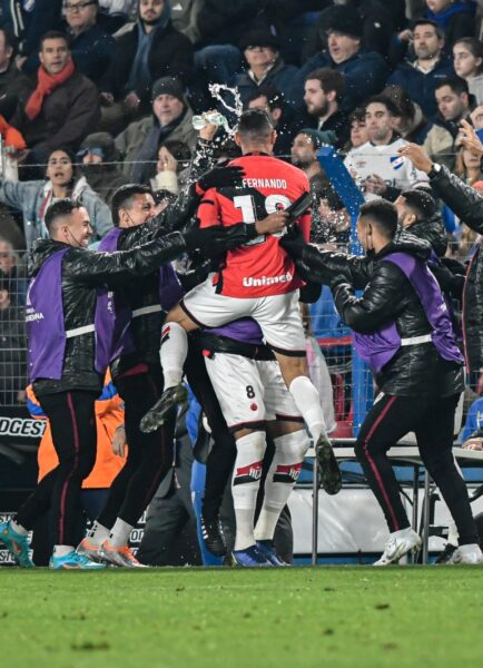 Atlético Goianiense arruinó la fiesta de Nacional en el GPC