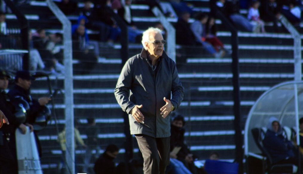 Jorge Fossati: “El pecado está en no convertir más goles”