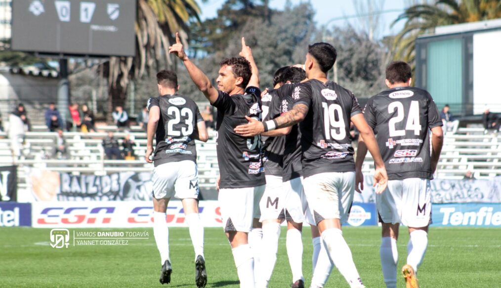 Es el Danubio y su ballet