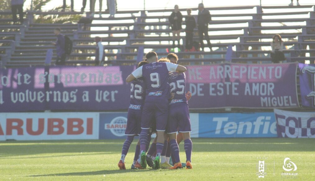 Defensor Sporting: Se metió entre los 4 mejores de la Copa Uruguay