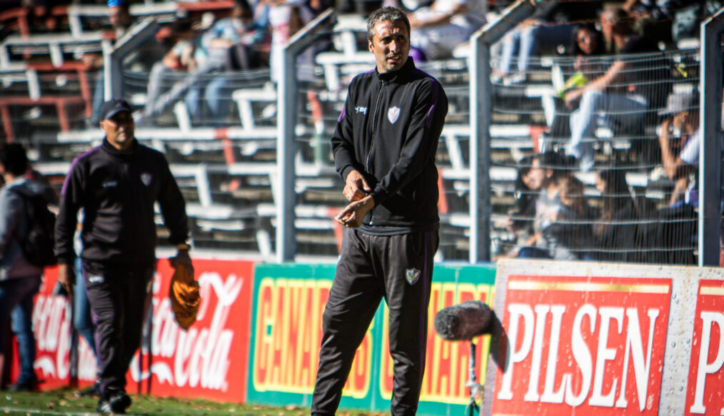 Fénix: Ignacio Pallas dejó de ser el entrenador