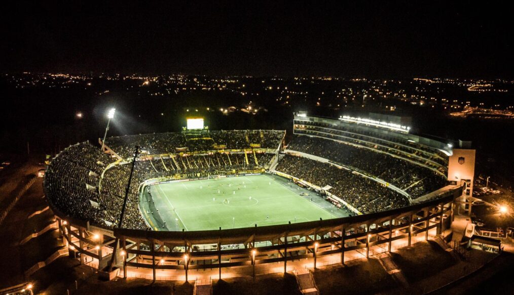 Peñarol no jugara en el Campeón del Siglo