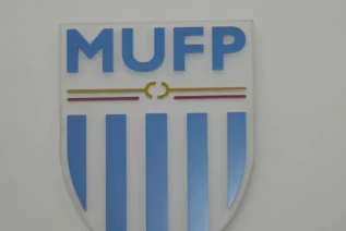 Se para el fútbol uruguayo.