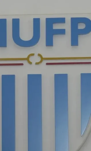 Se para el fútbol uruguayo.