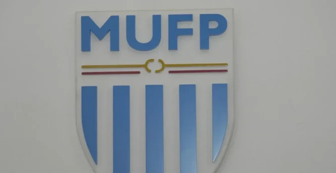 Se para el fútbol uruguayo.
