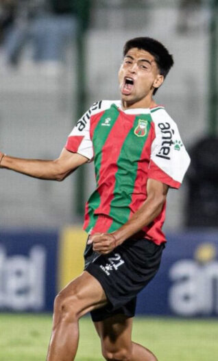 Mercado de pases: Espindola se va de Deportivo.